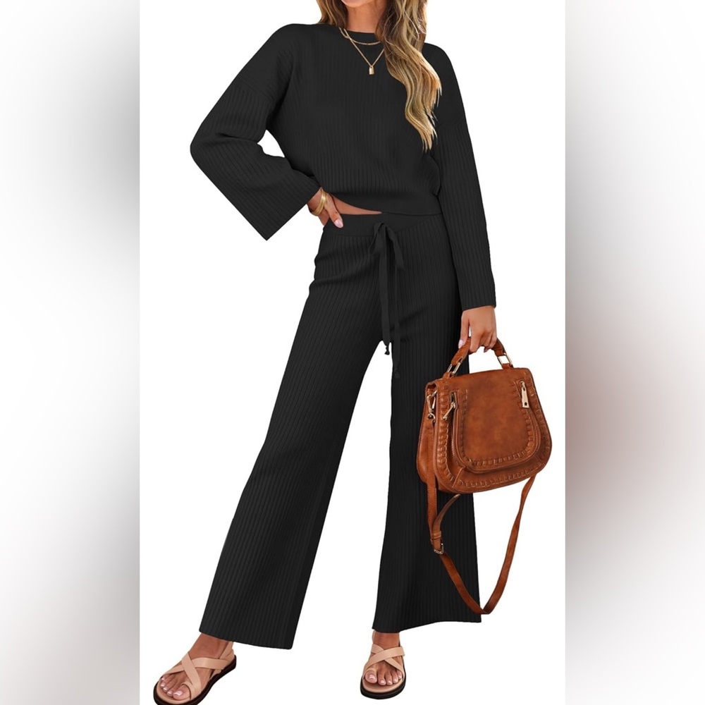 NWT Women's 2 Piece Lounge Set; Long Sleeve Pullover & Drawstring Pant